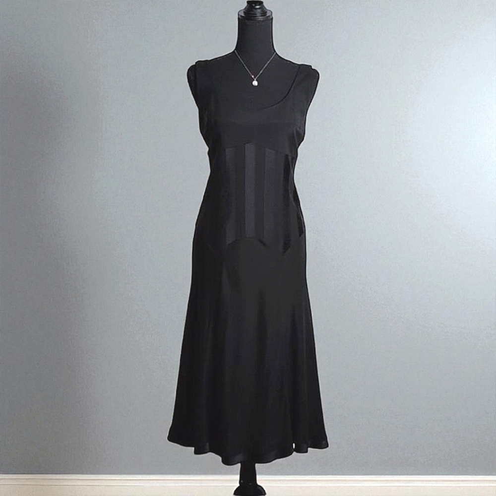 Elegant Black Sleeveless Dress